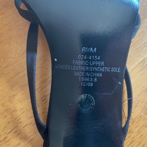 Size 6.5 Jacqueline Ferrar black strappy elegant 3" high heeled sandals - Picture 6 of 11